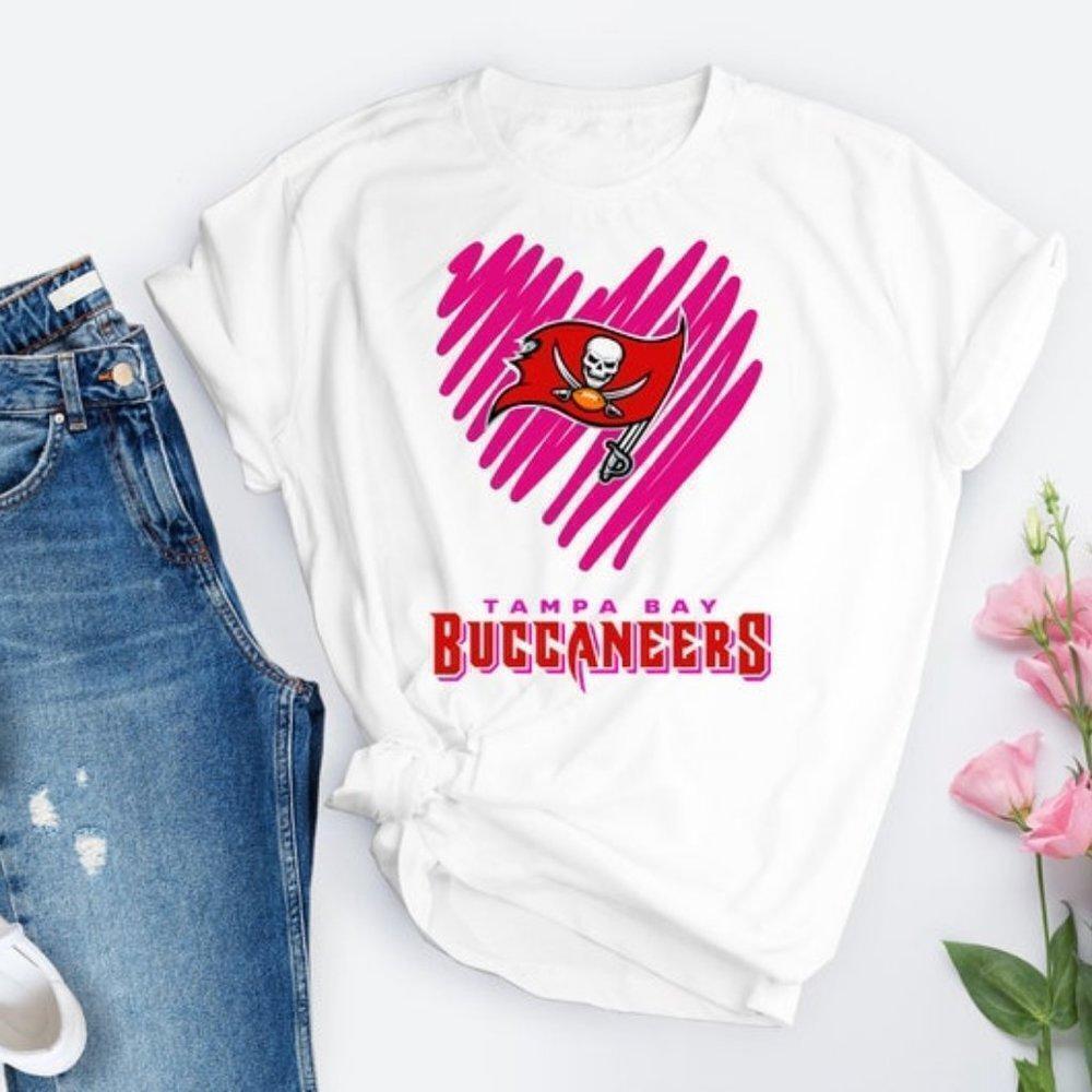 Tampa Bay Buccaneers Super Bowl Heart Football Unisex T-Shirt